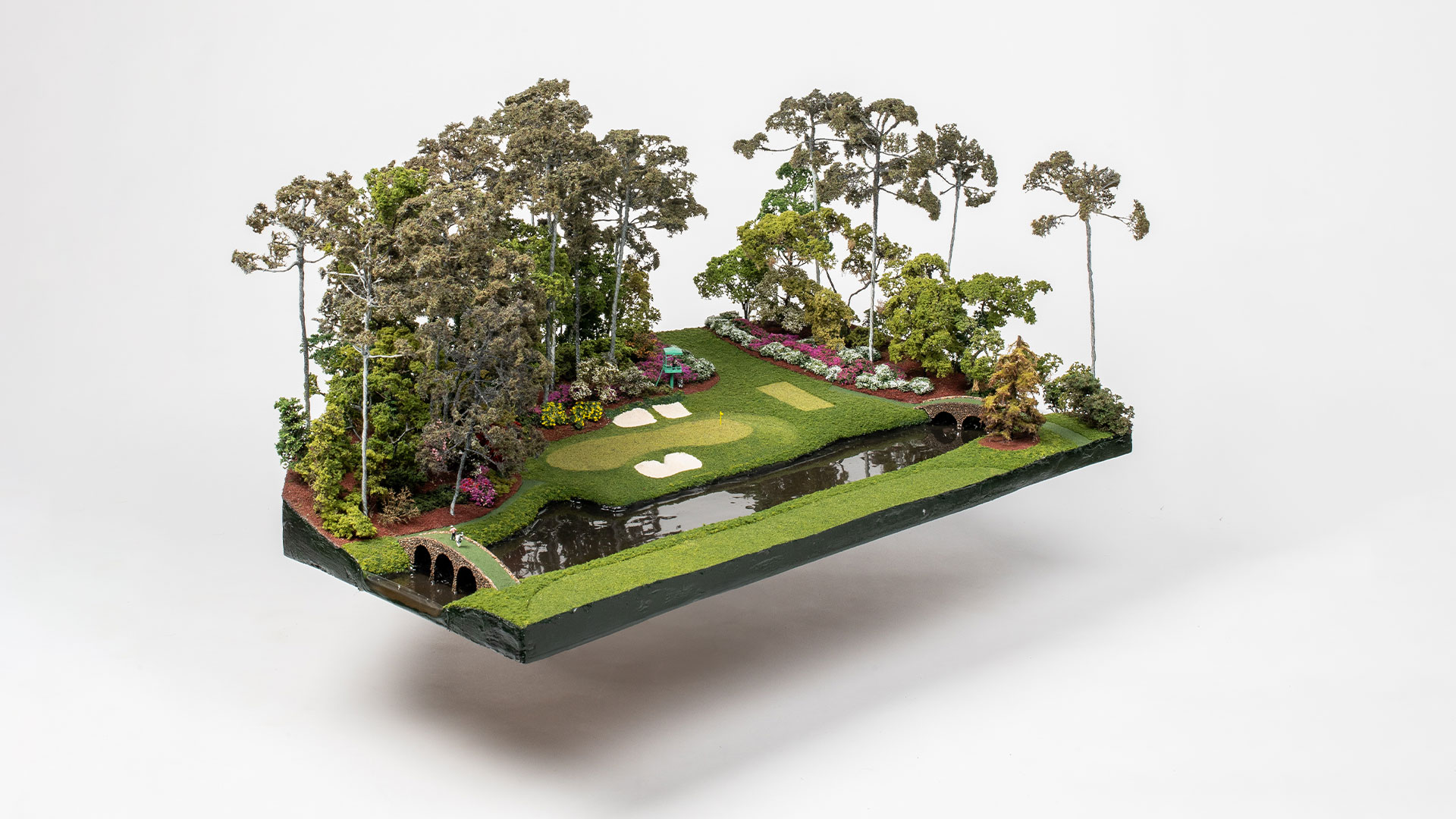 Golf course replica hole 12